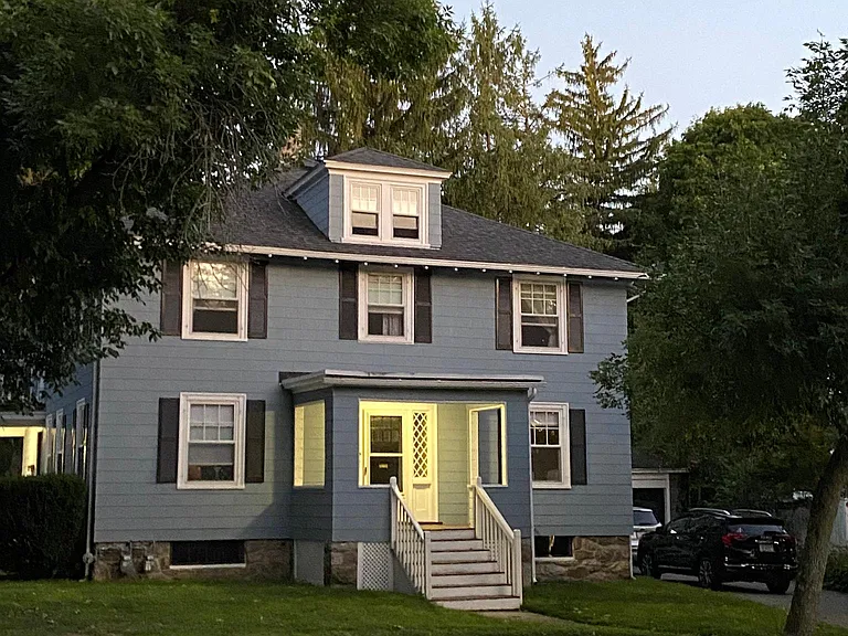 101 Elm St #1 — Photo 1