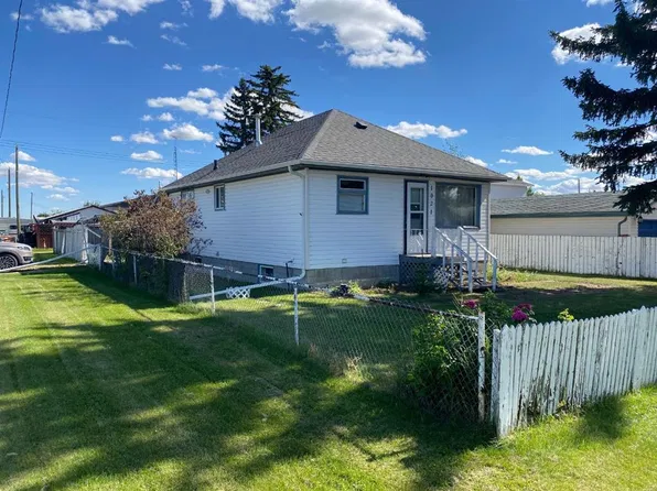 1021 W Moville St, Camrose County, AB T0B 3P0