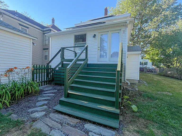 22 Crescent Ave — Photo 80