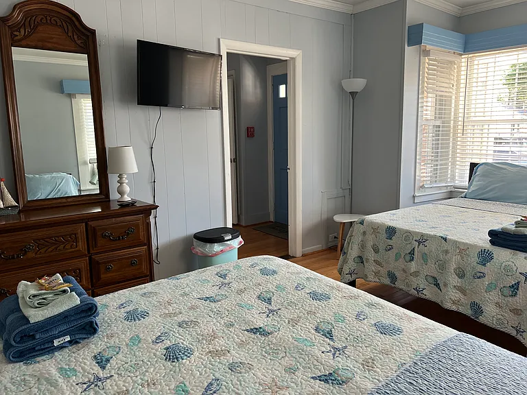 70 E Grand Ave #113 — Photo 11