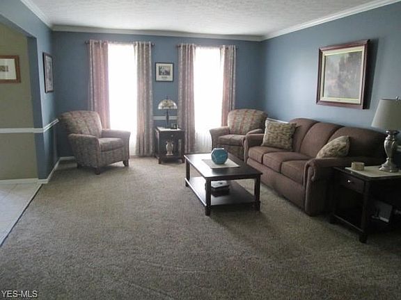 4th image of 9800 Applewood Dr