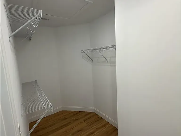 101 Madeline Ct — Photo 8