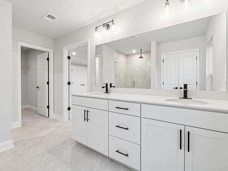 407 Renwood Trl — Photo 12