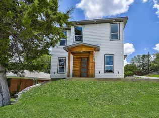1346 Carson St, Dallas, TX 75216