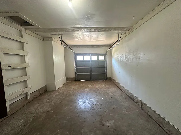 321 W Michael Dr — Photo 16