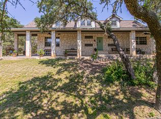 13610 Walnut Grv, Helotes, TX 78023