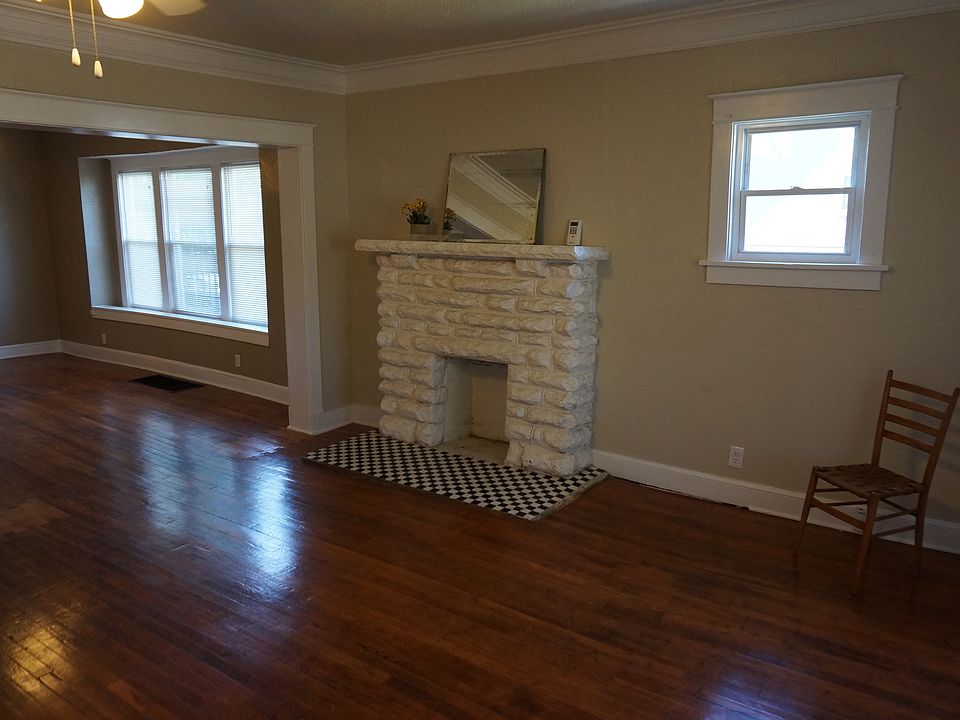 Living Rm