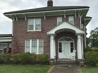 205 W Main St, Elm City, NC 27822