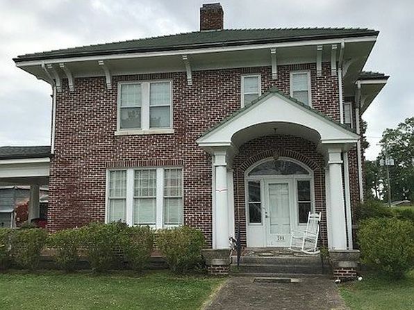 205 W Main St