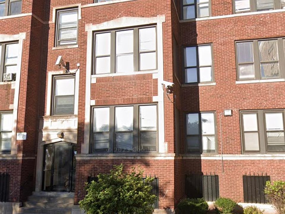 1st image of 7436 S Kingston Ave #1