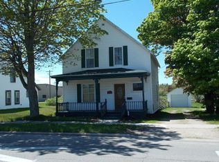 303 N Houghton Ave, Manistique, MI 49854