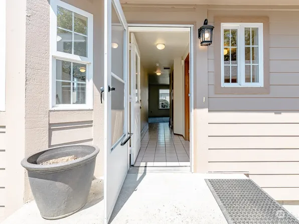 720 722 14th Avenue SE, Olympia, WA 98501