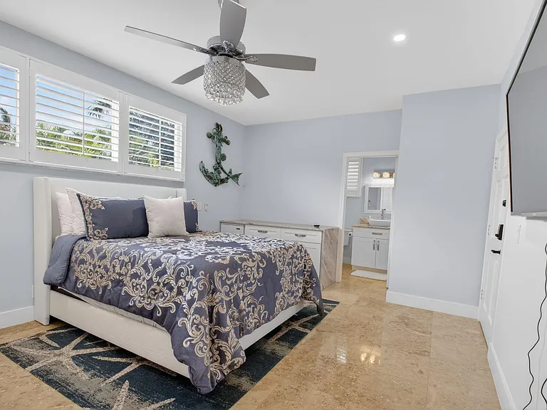 122 Andrews Ave — Photo 31