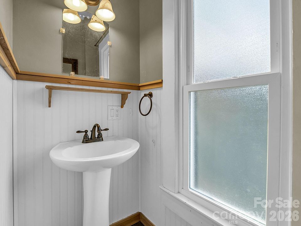 13th image of this home