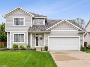 170 SE Crabapple Dr, Waukee, IA 50263