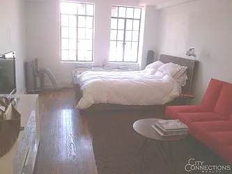 Rented by City Connections Realty