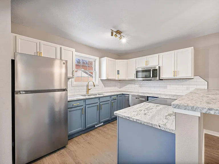 722 Tioga Park Dr #722 — Photo 4