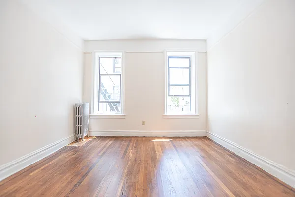 Rented by Joel Scharf, LREB | media 10