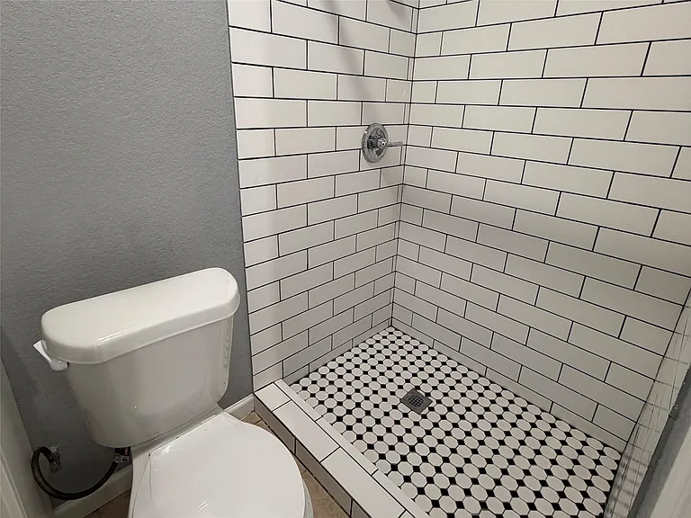 2909 King St #F — Photo 8