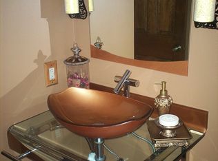 2245 Stony Ridge Dr, Waukesha, WI 53189