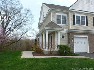 51 Carnoustie Cir, Bloomfield, CT 06002
