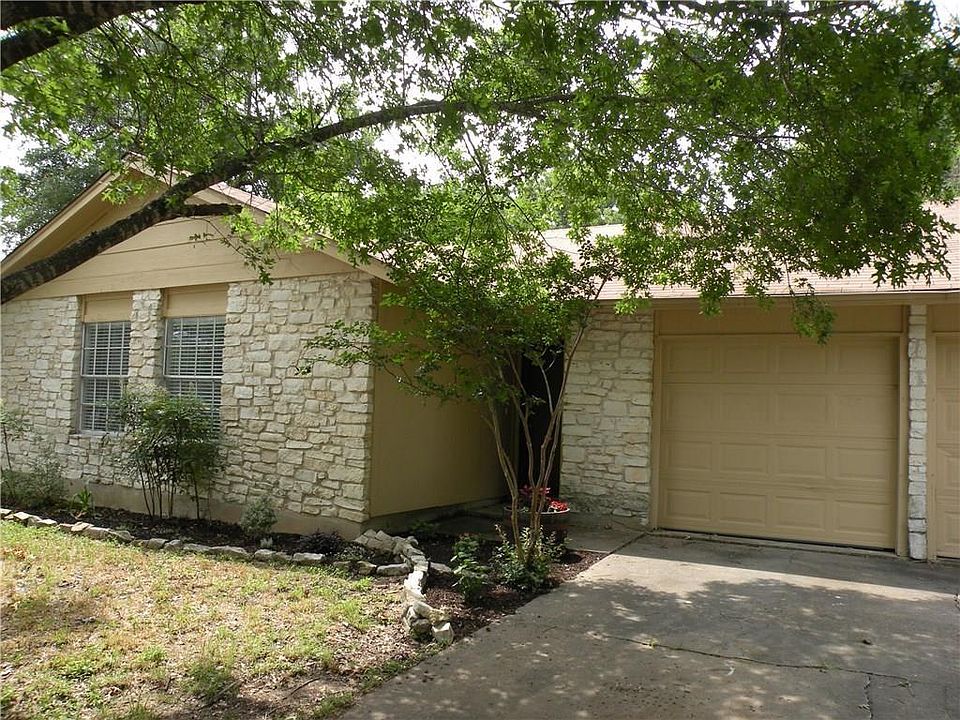 1st image of 11401 Bristle Oak Trl