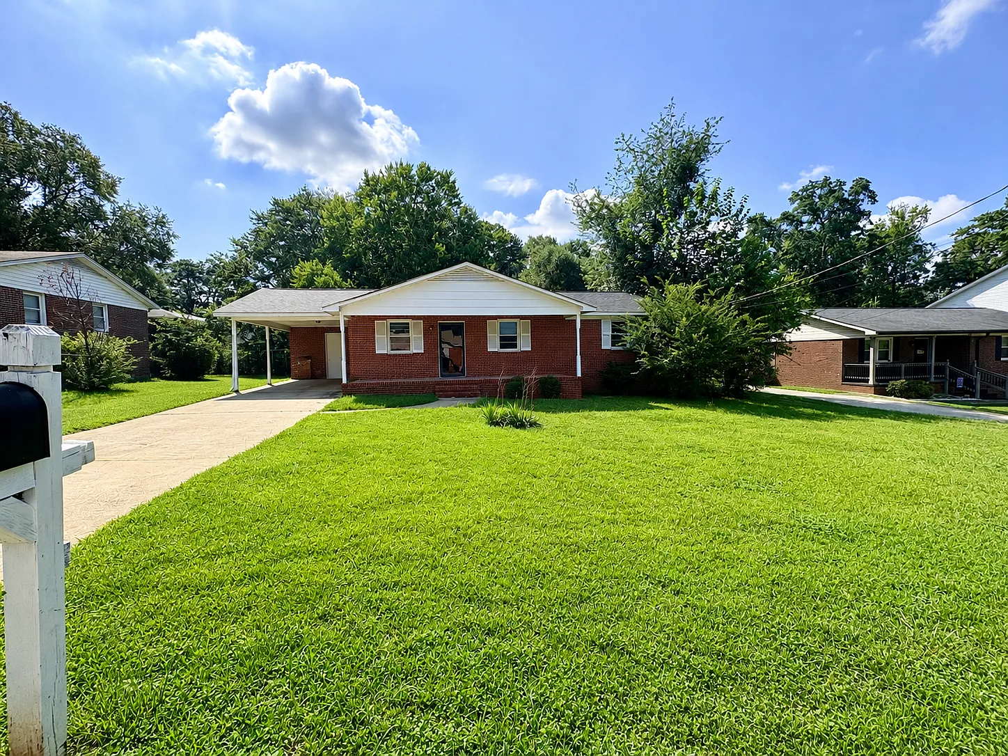 3 bed, 1120 sqft, $1,550 — Photo 1