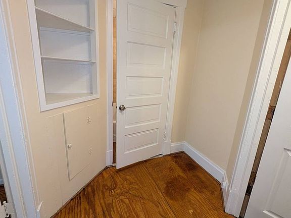 5th image of 301-303 N Longwood St #303-A