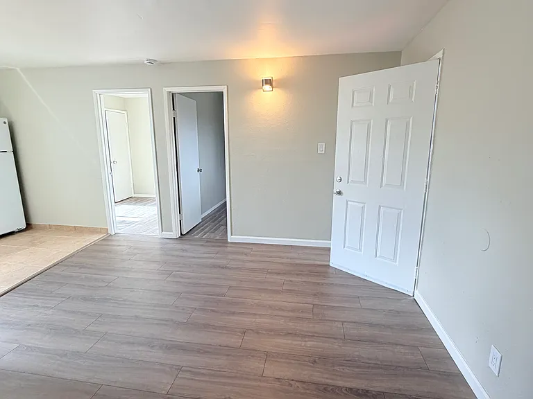 2124 90th Ave #15 — Photo 9