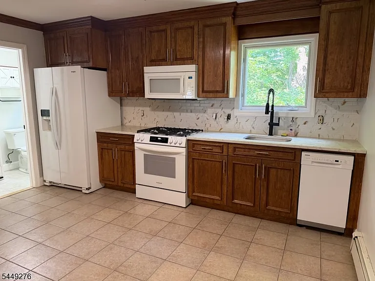 20 Arch St #22 — Photo 7