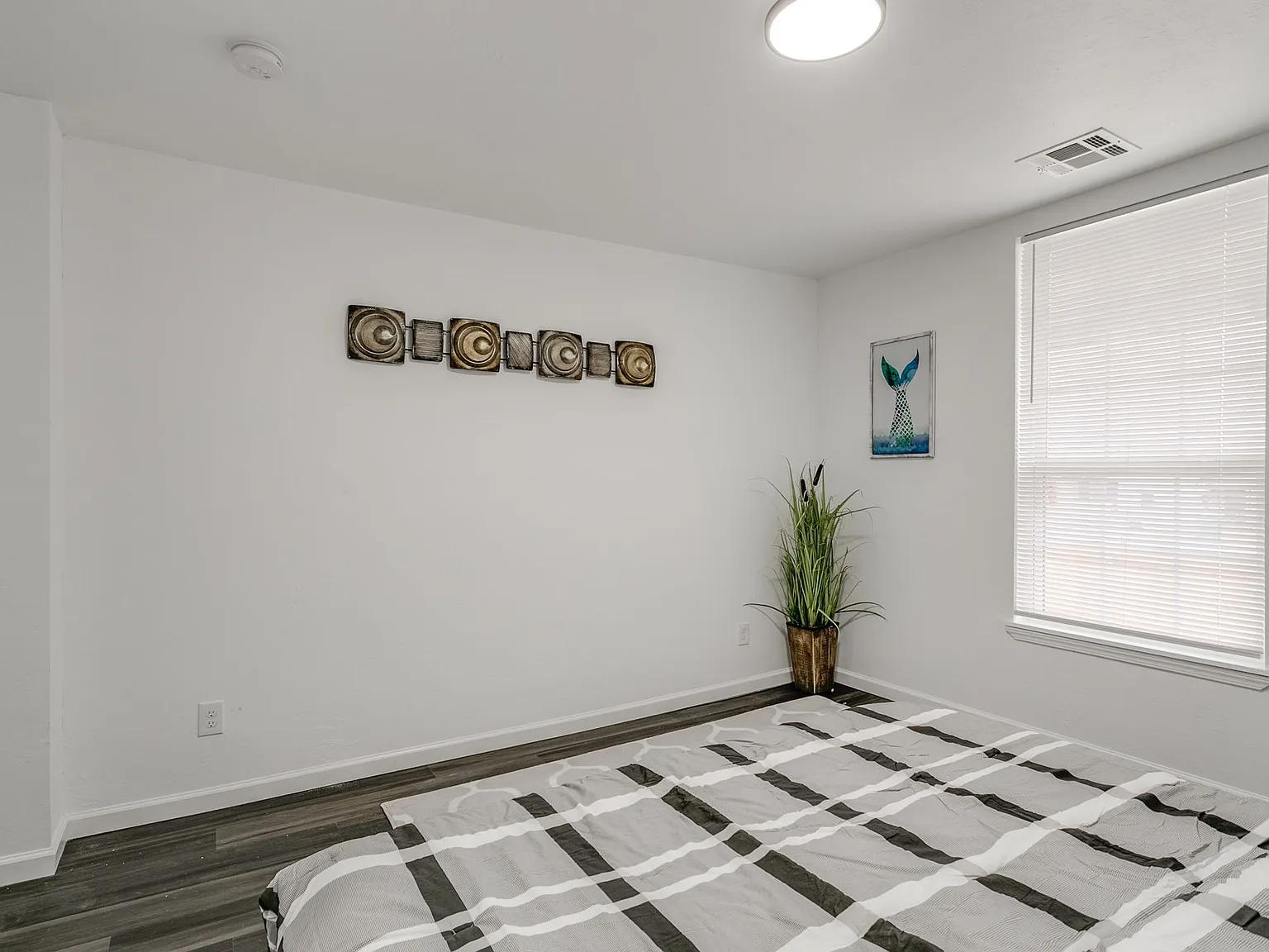 2 bed, 525 sqft, $1,400 — Photo 3