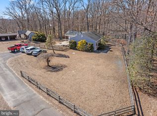 35 Rues Rd, Cream Ridge, NJ 08514