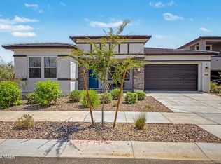 893 W SUPERSTITION Drive, San Tan Valley, AZ 85140