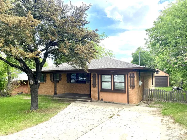 6833 Wallis Rd, Lake Worth, TX 76135