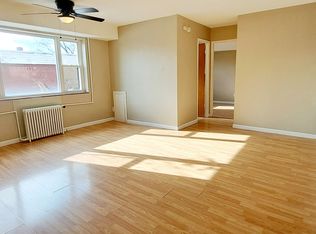 1696 Skyline Dr #1, Pittsburgh, PA 15227