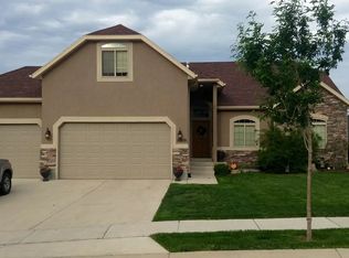 6928 N Mohawk St, Eagle Mountain, UT 84005