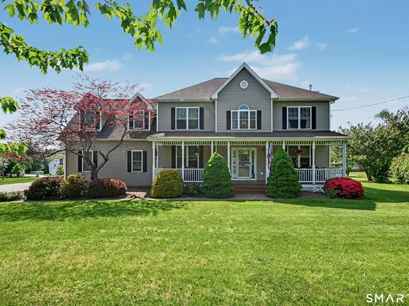 124 Damascus Road, Branford, CT 06405