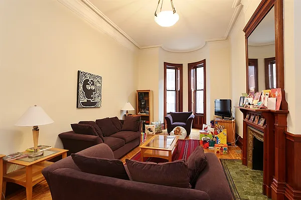 Rented by Corcoran | media 10