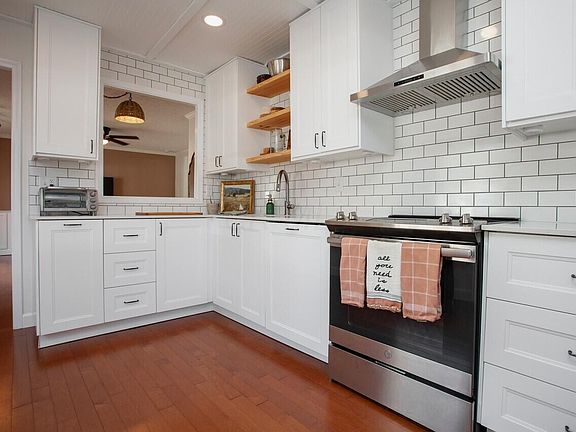 4th image of this home
