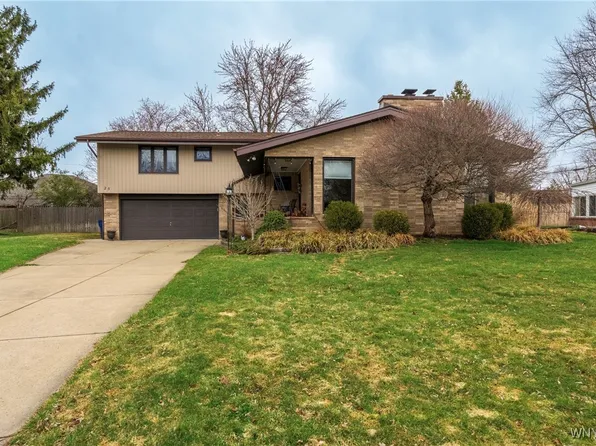 25 Brookedge Ct, Williamsville, NY 14221