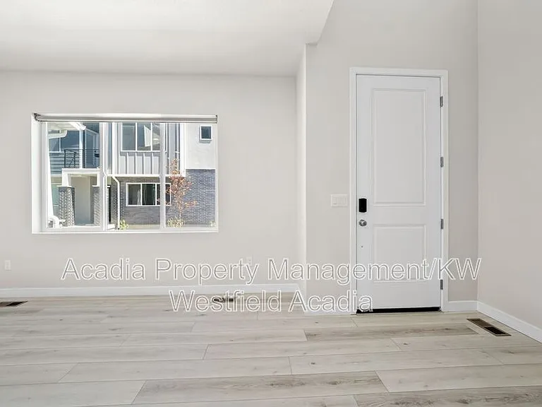 15083 S Reins Way #706 — Photo 5
