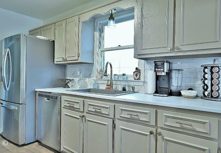 4660 Woodmere Ln — Photo 17