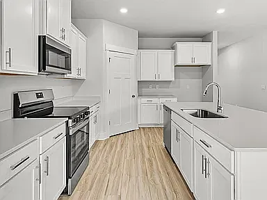 5583 Clarity St — Photo 7