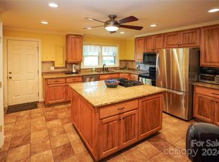 44097 State Highway 740, New London, NC 28127