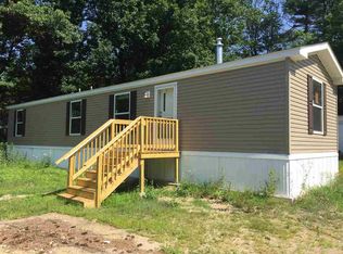 12 Center St, Milton, NH 03851