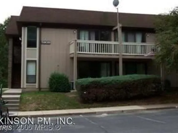 5809 Royal Ridge Dr #1, Springfield, VA 22152