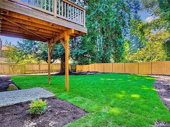 4th image of 10029 NE 143rd Ct