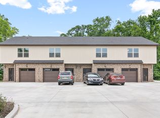 402 Shelby St, Clarksville, TN 37042