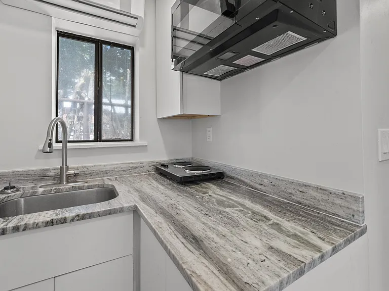 620 Sudderth Dr #3 — Photo 11