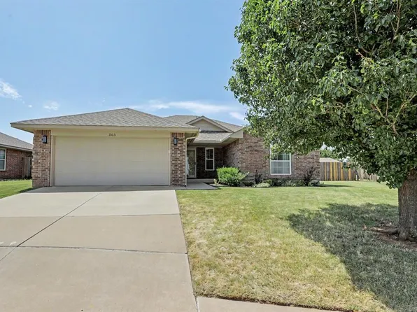1305 Leigh Cir, Yukon, OK 73099